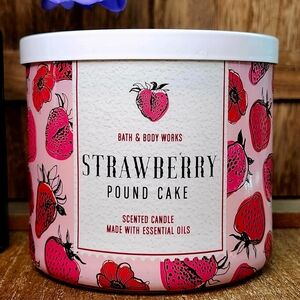 B&BW Strawberry Poundcake 3-Wick Candle